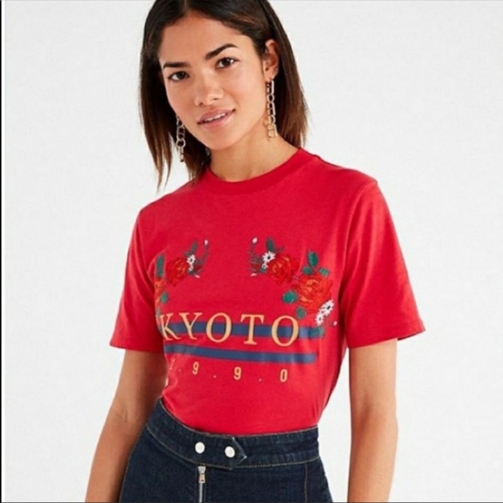 Kyoto embroidered tee